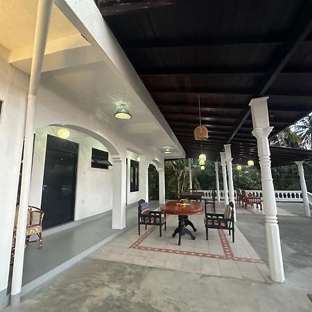 White Hill Hotel Unawatuna Exterior photo