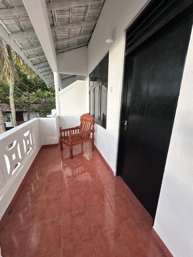 White Hill Hotel Unawatuna Exterior photo