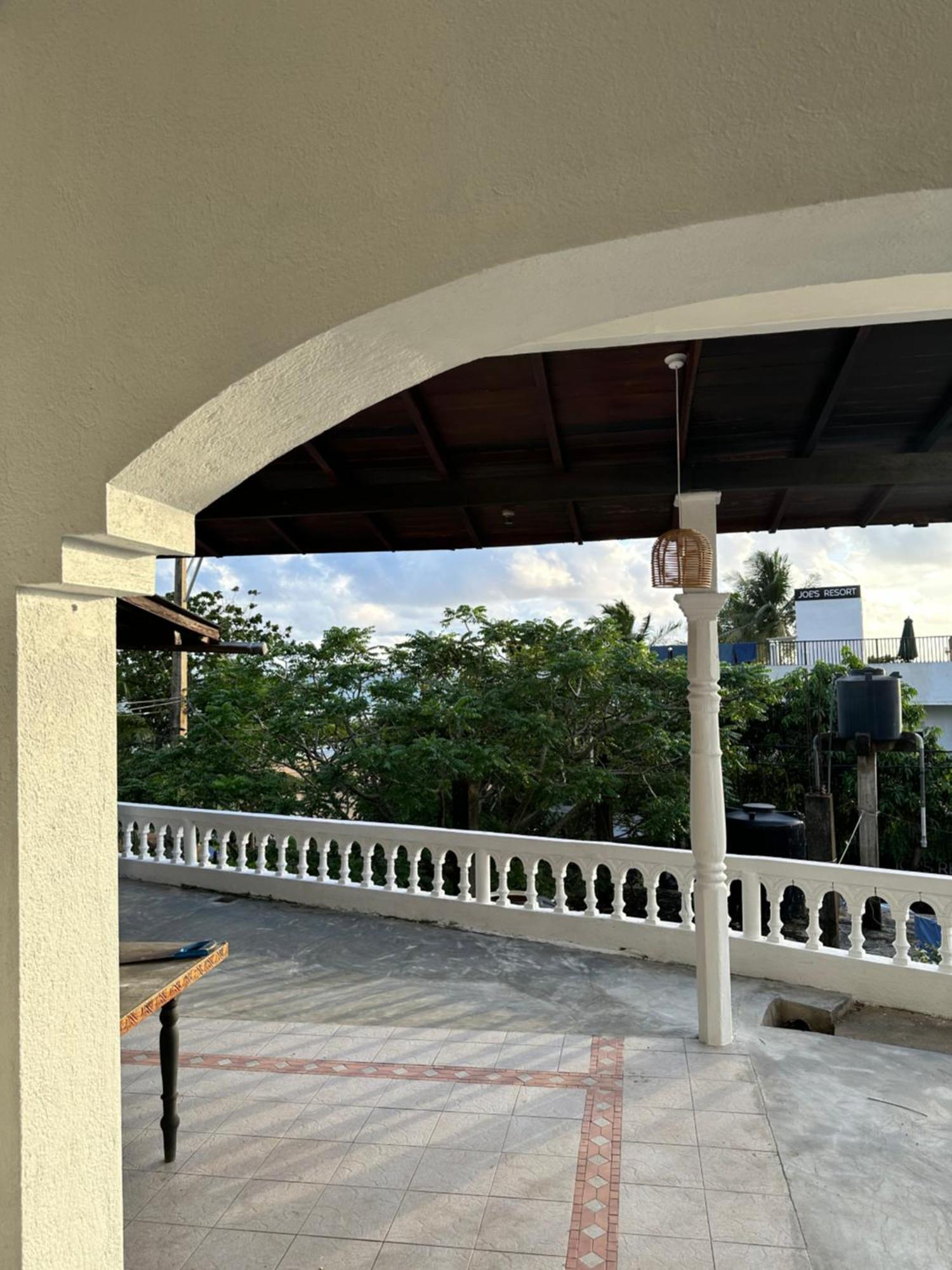 White Hill Hotel Unawatuna Exterior photo