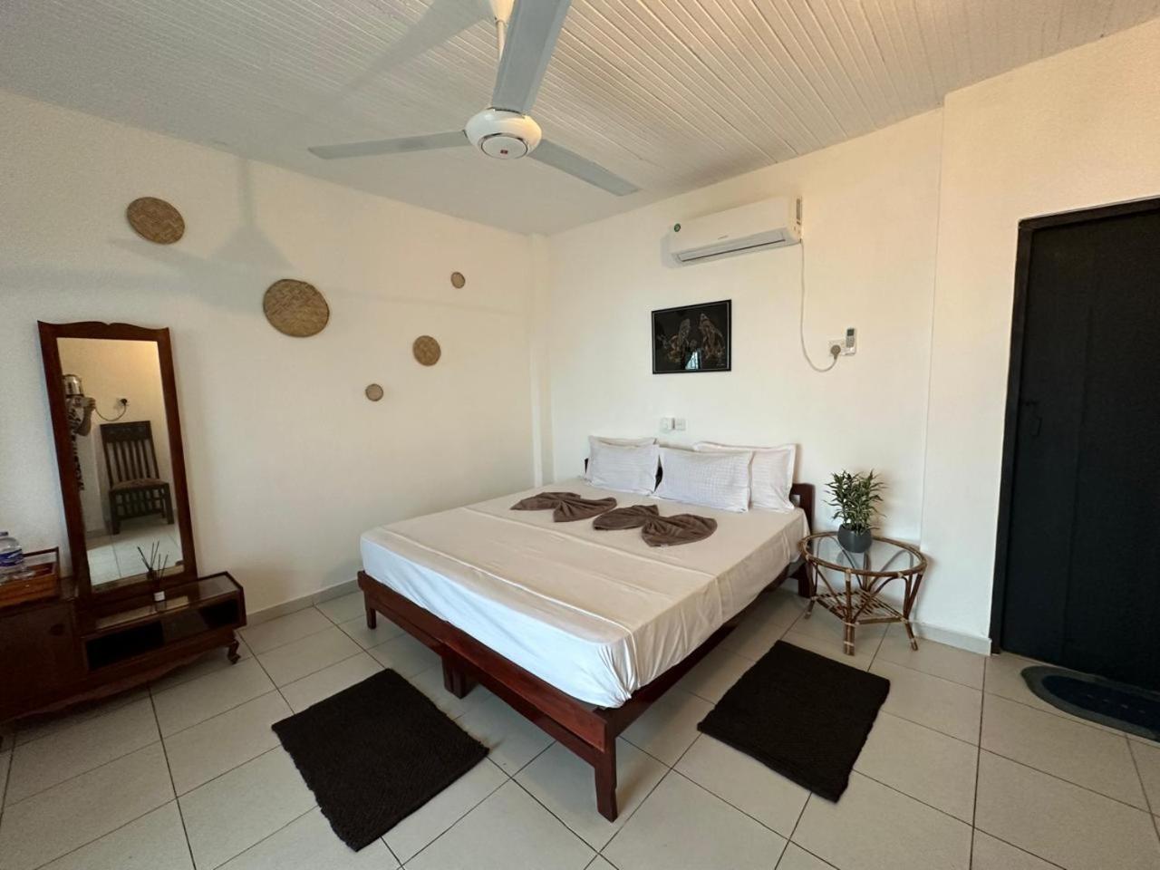 White Hill Hotel Unawatuna Exterior photo